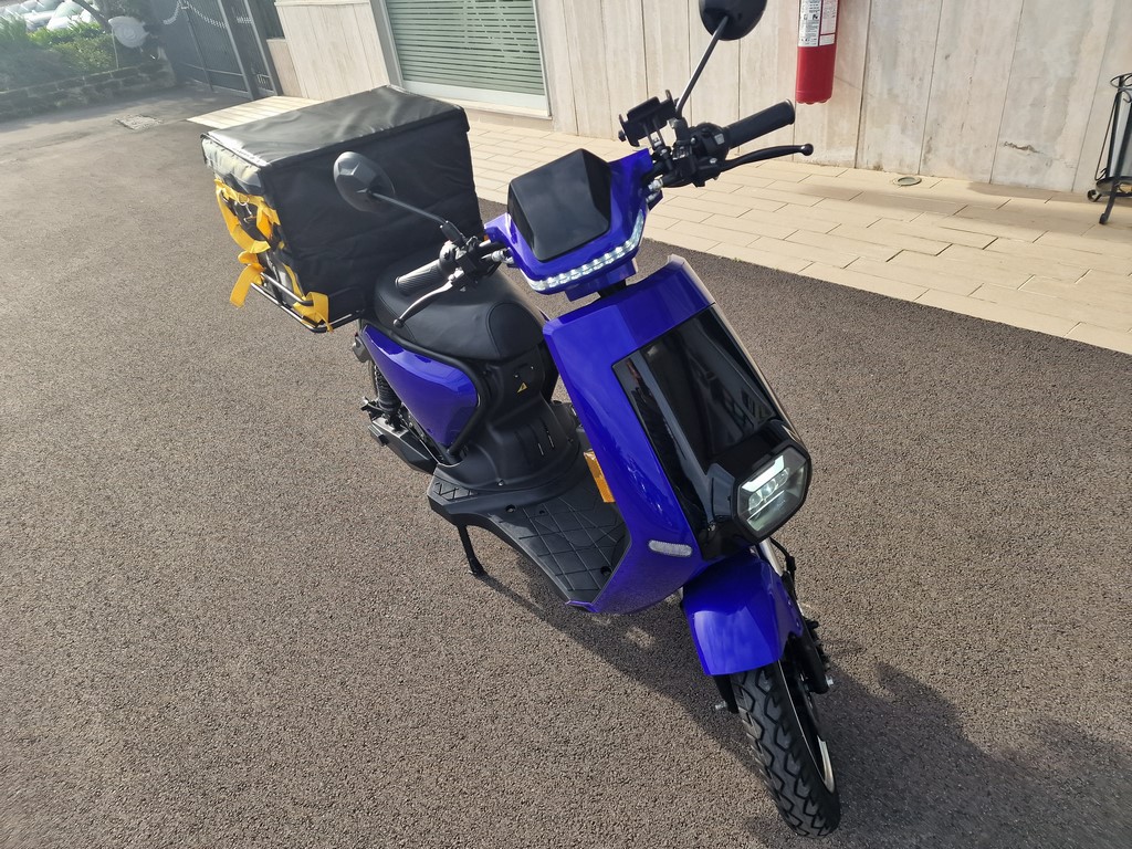 EQ-Power E-SCOOTER --NUOVO--